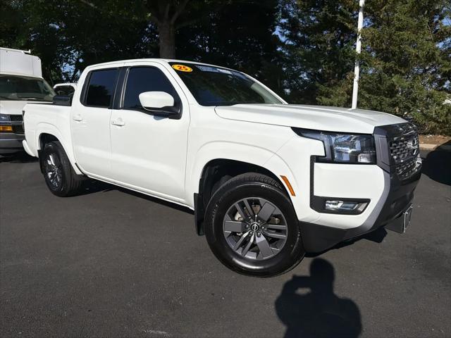 2025 Nissan Frontier Crew Cab SV 4x2