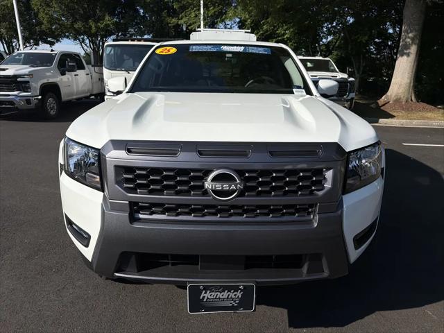 2025 Nissan Frontier Crew Cab SV 4x2