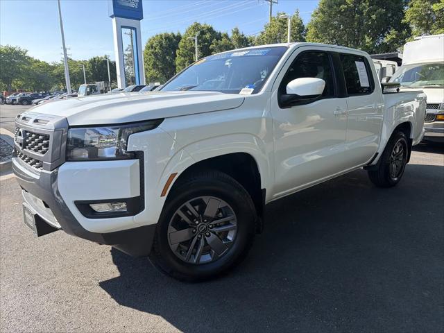 2025 Nissan Frontier Crew Cab SV 4x2