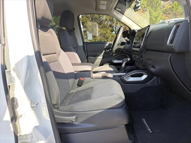 2025 Nissan Frontier Crew Cab SV 4x2