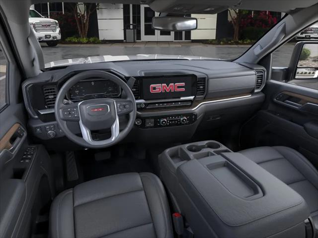 2026 GMC Sierra 2500HD Crew Cab, Standard Bed, SLT, 4WD