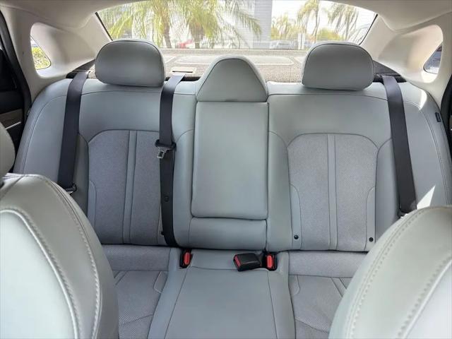 2023 Kia K5 EX