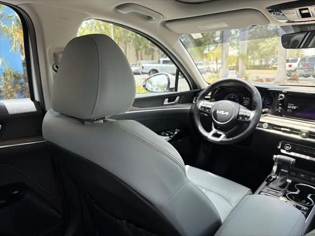 2023 Kia K5 EX