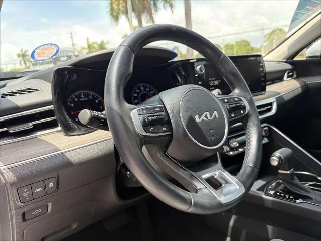 2023 Kia K5 EX