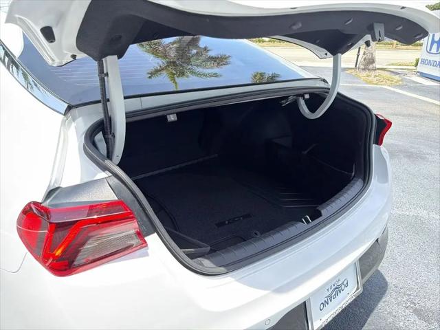 2023 Kia K5 EX
