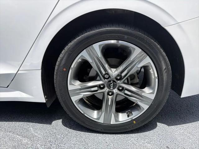 2023 Kia K5 EX