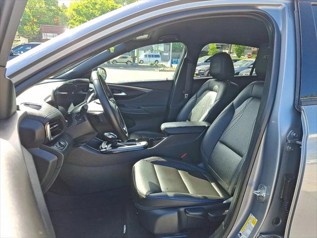 2024 Buick NV Sport Touring FWD