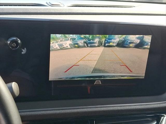 2024 Buick NV Sport Touring FWD