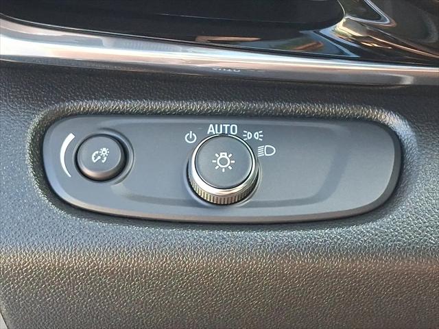 2024 Buick NV Sport Touring FWD