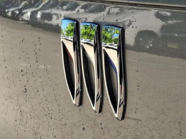 2024 Buick NV Sport Touring FWD