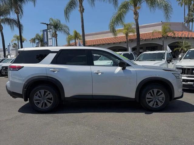 2024 Nissan Pathfinder S FWD