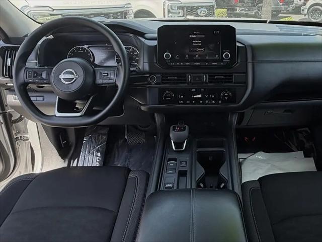 2024 Nissan Pathfinder S FWD