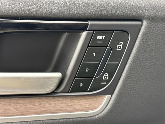 2025 Porsche Cayenne Cayenne