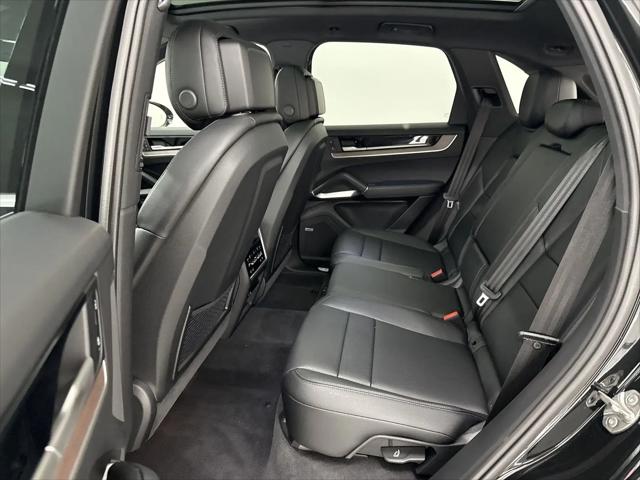 2025 Porsche Cayenne Cayenne