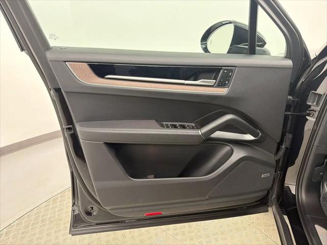 2025 Porsche Cayenne Cayenne