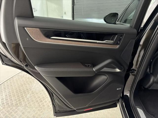 2025 Porsche Cayenne Cayenne