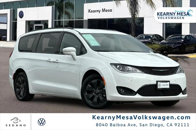 2020 Chrysler Pacifica Hybrid Limited for sale in San Diego, CA
