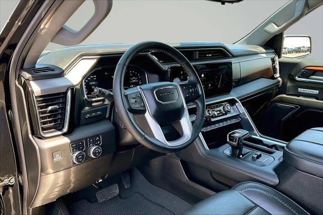 2023 GMC Sierra 1500 4WD Crew Cab Short Box Denali