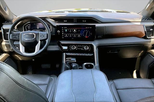 2023 GMC Sierra 1500 4WD Crew Cab Short Box Denali