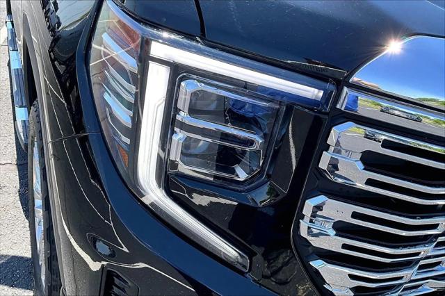 2023 GMC Sierra 1500 4WD Crew Cab Short Box Denali