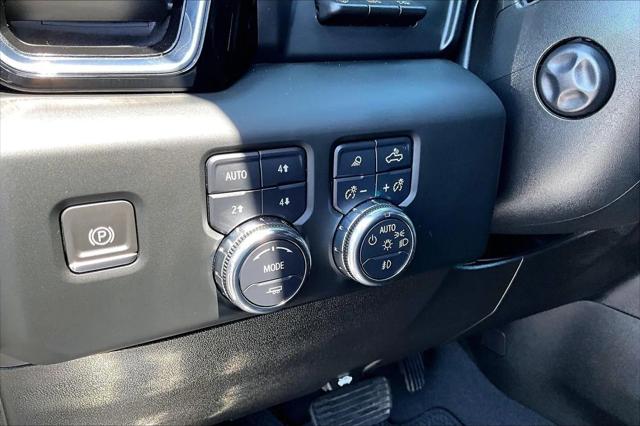 2023 GMC Sierra 1500 4WD Crew Cab Short Box Denali