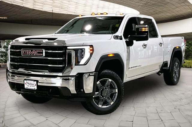2026 GMC Sierra 2500HD Crew Cab, Standard Bed, SLT, 4WD for sale in Beaver Dam, WI