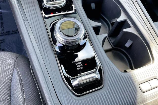 2026 Jeep Cherokee Laredo 4x4