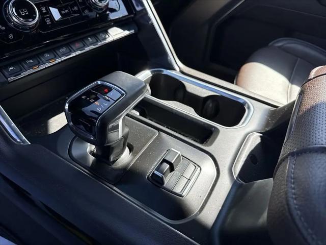 2024 GMC Sierra 1500 4WD Crew Cab Short Box Denali
