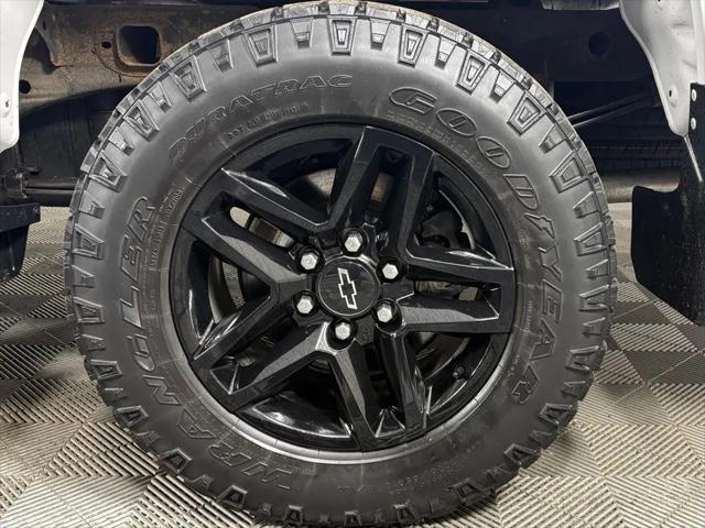 2021 Chevrolet Silverado 1500 Custom Trail Boss