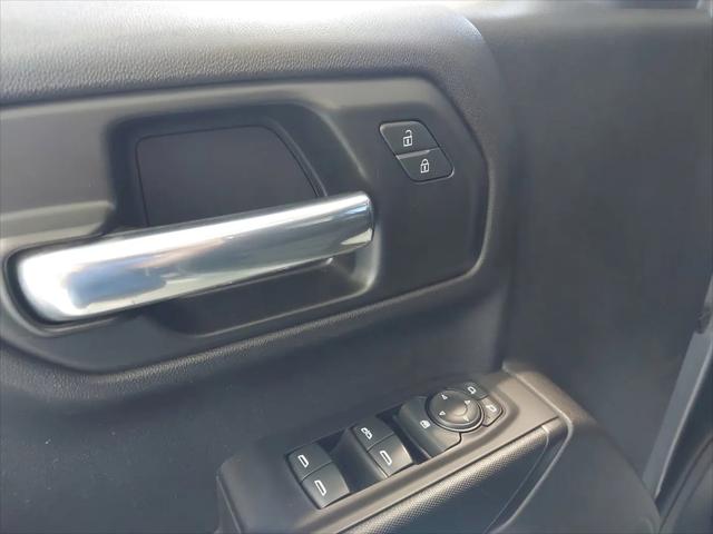 2020 Chevrolet Silverado 1500 4WD Crew Cab Short Bed Custom