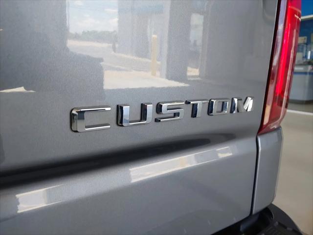 2020 Chevrolet Silverado 1500 4WD Crew Cab Short Bed Custom