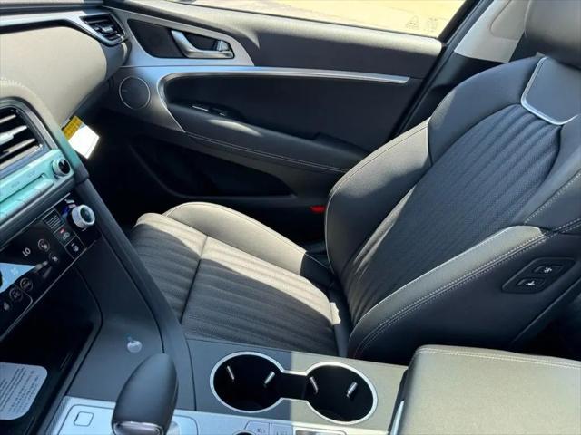 2026 Genesis G70 2.5T AWD Prestige