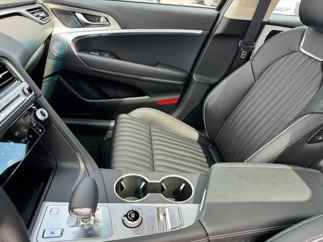 2026 Genesis G70 2.5T AWD Prestige