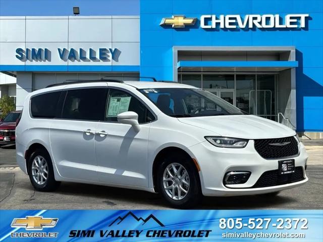 2022 Chrysler Pacifica Touring L for sale in Simi Valley, CA