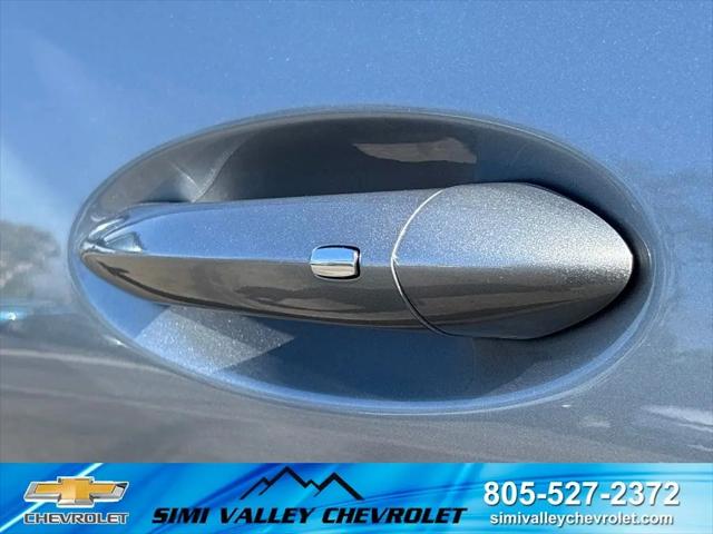 2027 Chevrolet Bolt LT FWD