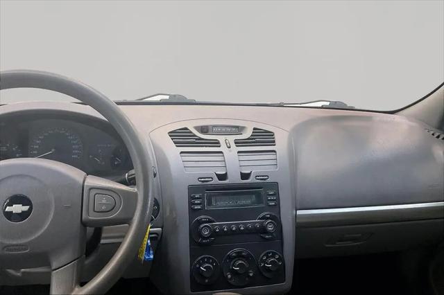 2004 Chevrolet Malibu Base