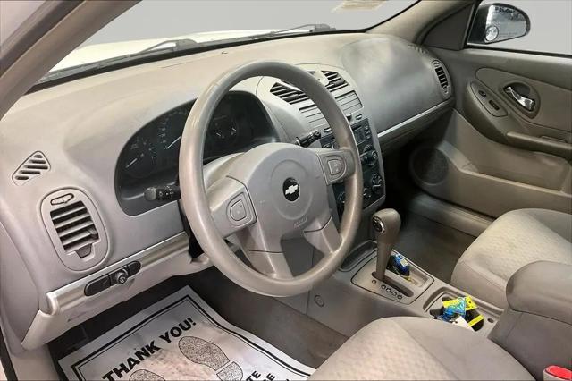 2004 Chevrolet Malibu Base