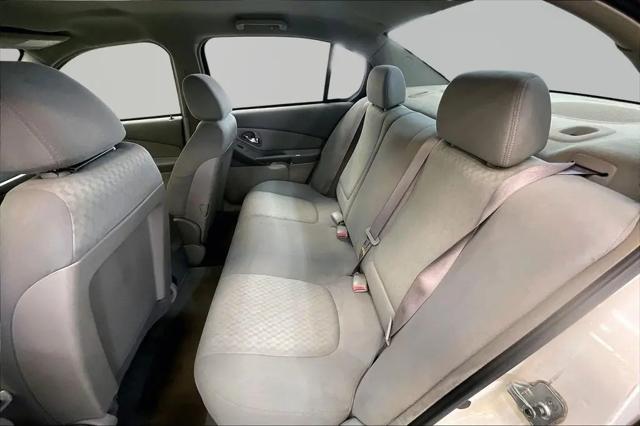 2004 Chevrolet Malibu Base