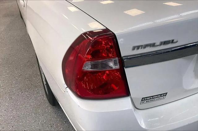 2004 Chevrolet Malibu Base