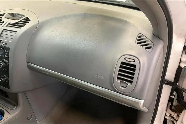 2004 Chevrolet Malibu Base