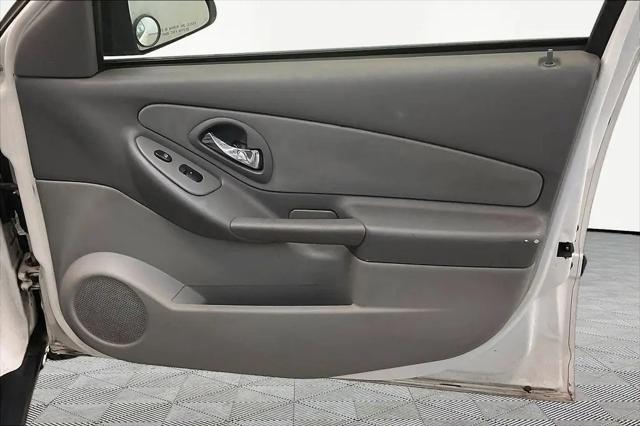 2004 Chevrolet Malibu Base
