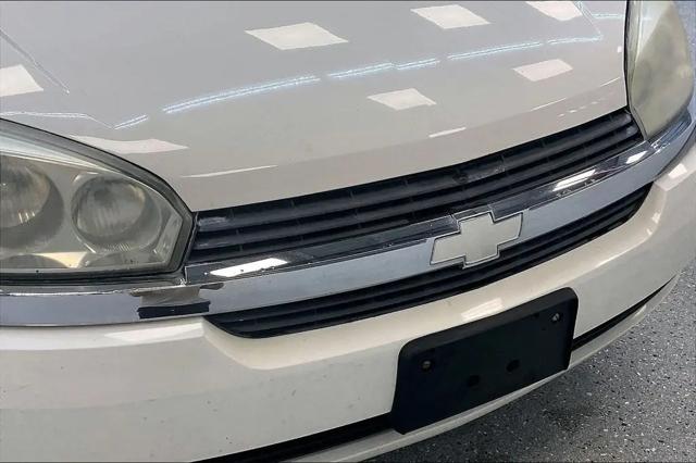 2004 Chevrolet Malibu Base