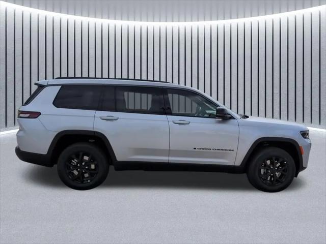 2026 Jeep Grand Cherokee L Altitude 4x4