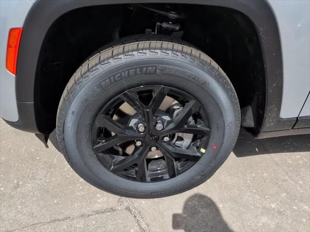 2026 Jeep Grand Cherokee L Altitude 4x4