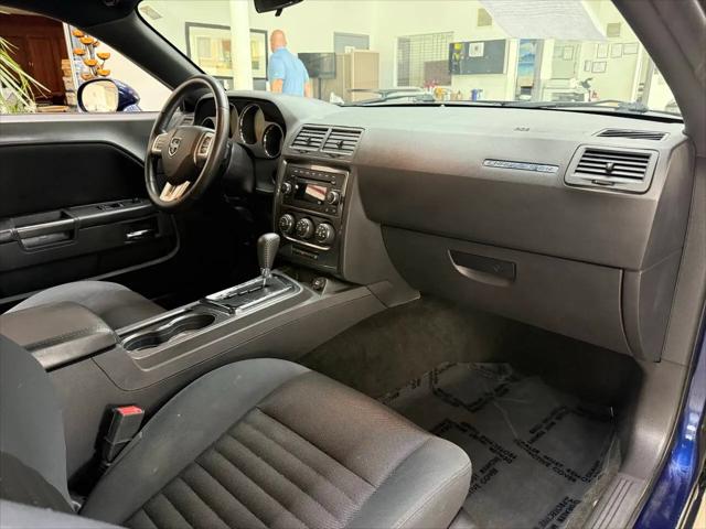 2014 Dodge Challenger SXT