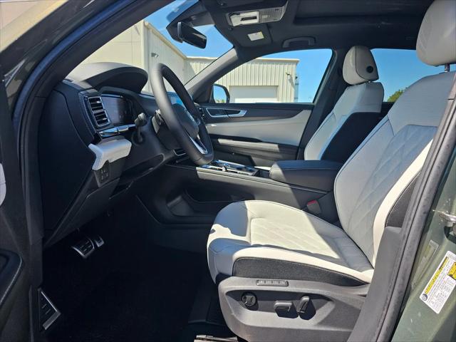 2026 Volkswagen Atlas Cross Sport SEL Premium R-Line