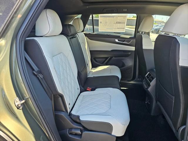 2026 Volkswagen Atlas Cross Sport SEL Premium R-Line