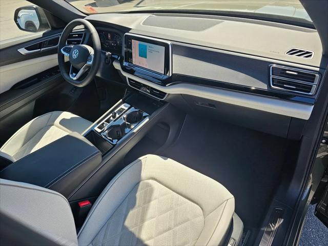 2026 Volkswagen Atlas Cross Sport SEL Premium R-Line
