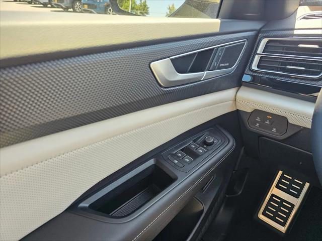 2026 Volkswagen Atlas Cross Sport SEL Premium R-Line