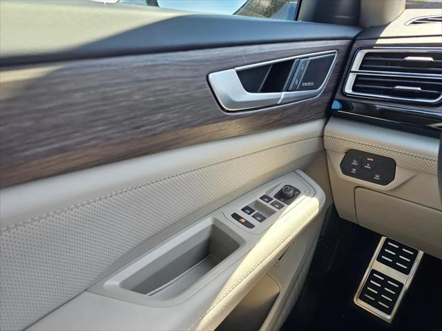 2026 Volkswagen Atlas SEL Premium R-Line